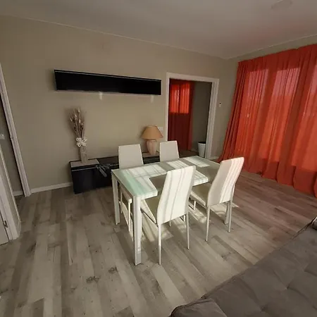 Capitania Apartment *